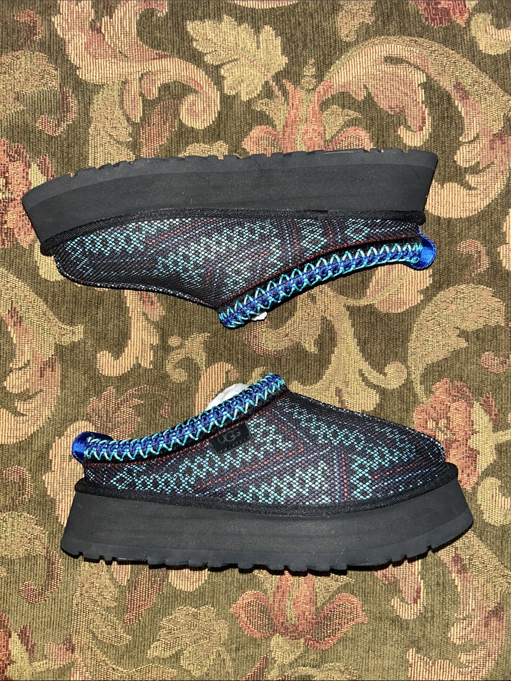 NWOB UGG Tazz Maxi Tasman slippers - Picture 3 of 9